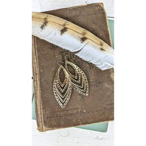 Lightweight gold toned metal feather leaf drop earrings